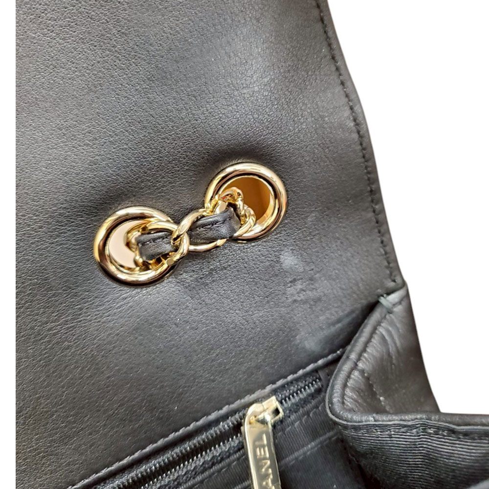 シャネル CHANEL ブラック ラムスキン VステッチWチェーン ショルダーバッグ