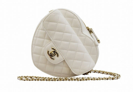 シャネル  CHANEL  ラムスキン  ハートシェイプ  チェーンショルダー  ホワイト