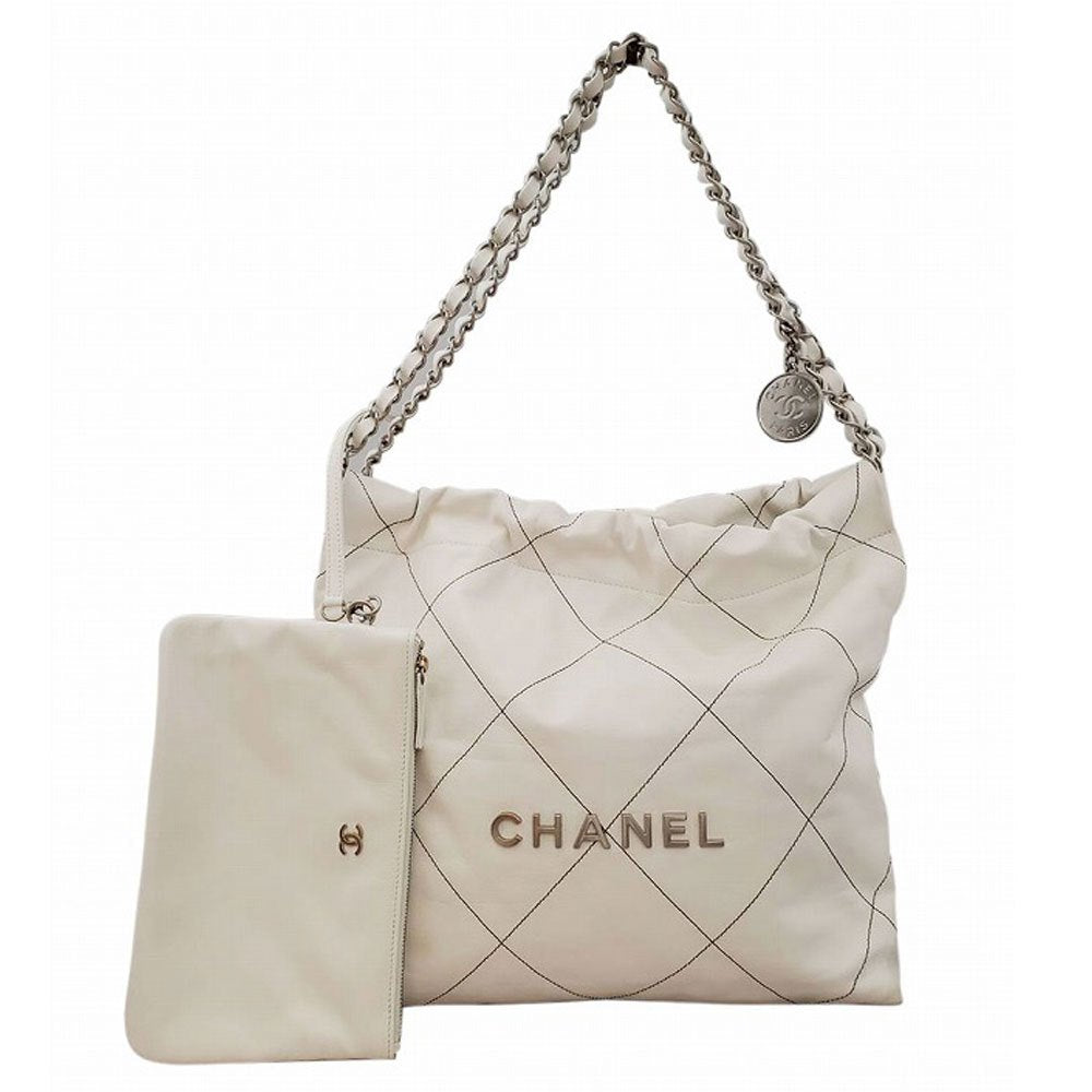 シャネル CHANEL シャイニーカーフスキン CHANEL22 ハンドバッグ ホワイト/シルバー
