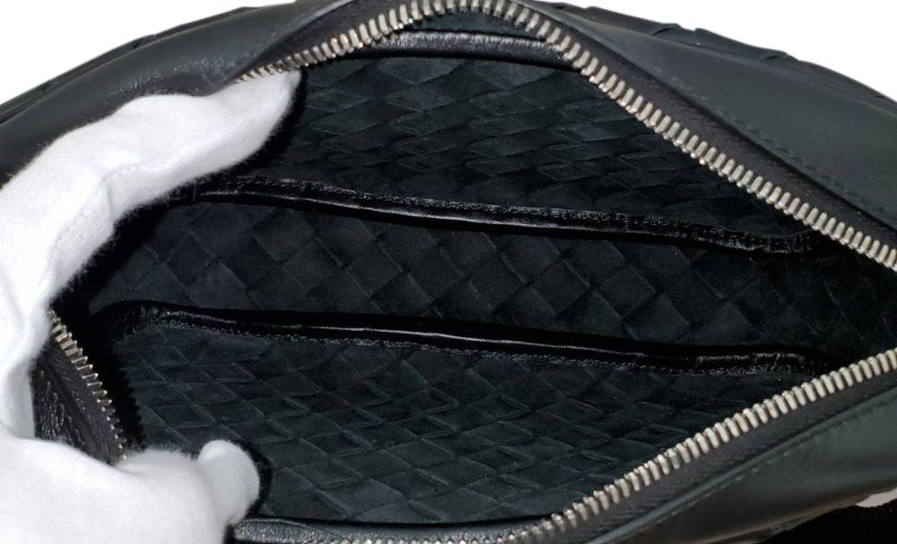 ボッテガヴェネタ BOTTEGA VENETA ラムスキン イントレチャート カメラバッグ ブラック
