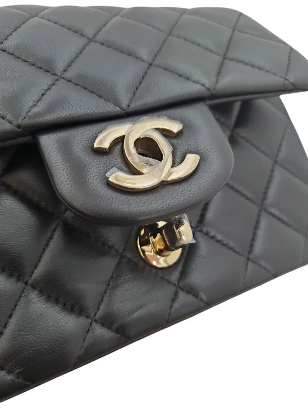シャネル CHANEL ミニマトラッセ シングルフラップ チェーンショルダー ラムスキン シャンパンゴールド金具 ICタグ