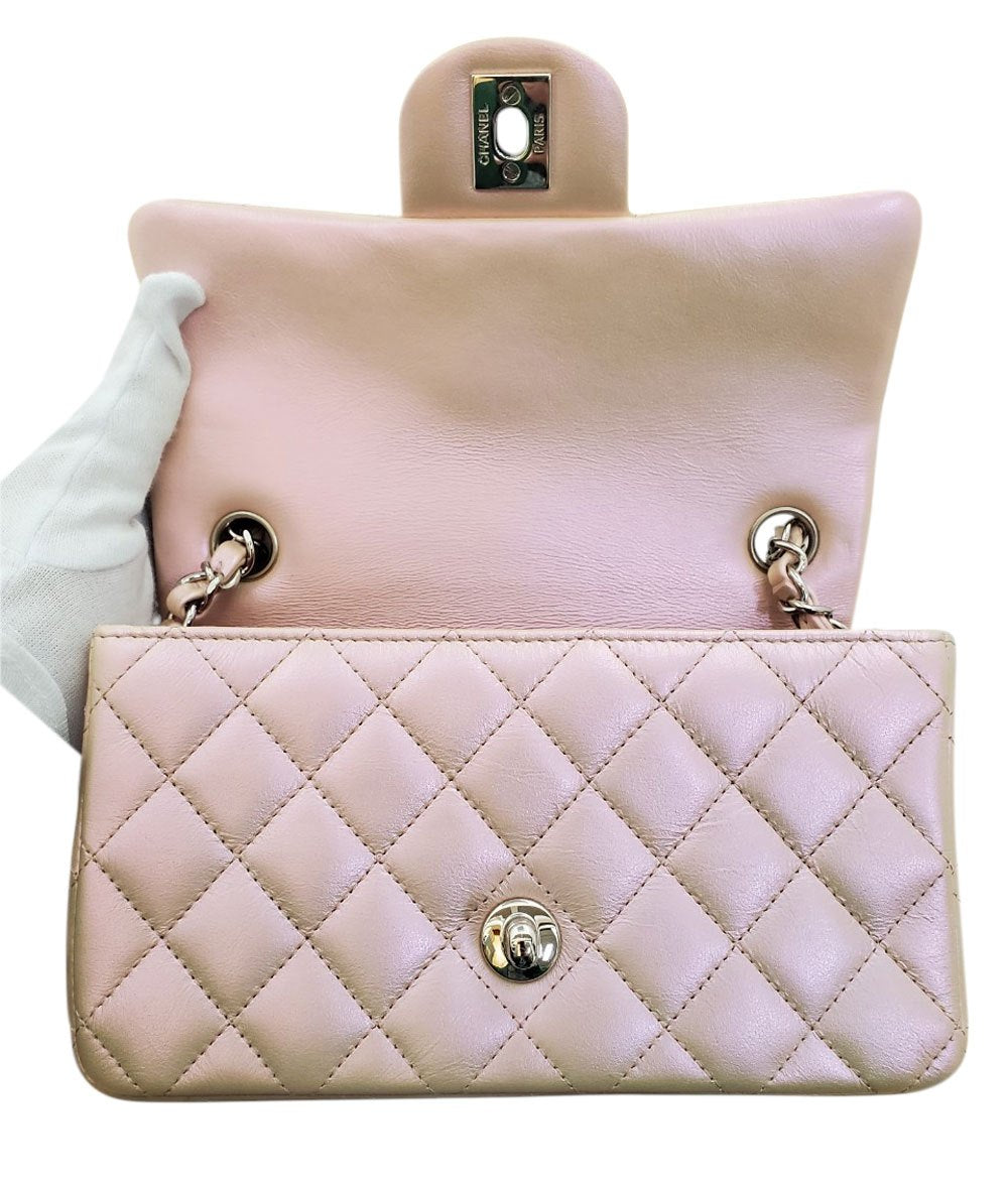 シャネル CHANEL ラムスキン ミニマトラッセ チェーンショルダー A69900 メタリックピンク