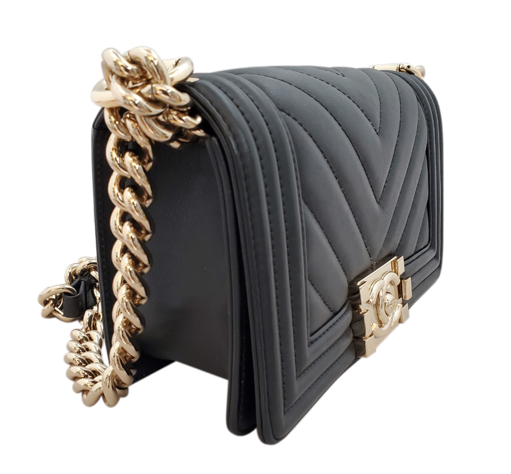 CHANEL Lambskin Boy Chanel CHANEL V-stitched Chain Shoulder