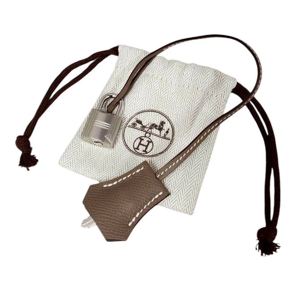 【新品同様・未使用品】エルメス  HERMES  ボリード1923  30  エプソン  エトゥープ  SV金具  K刻印/AT250901 エルメス HERMES ボリード1923 30 エプソン エトゥープ SV金具 K刻印