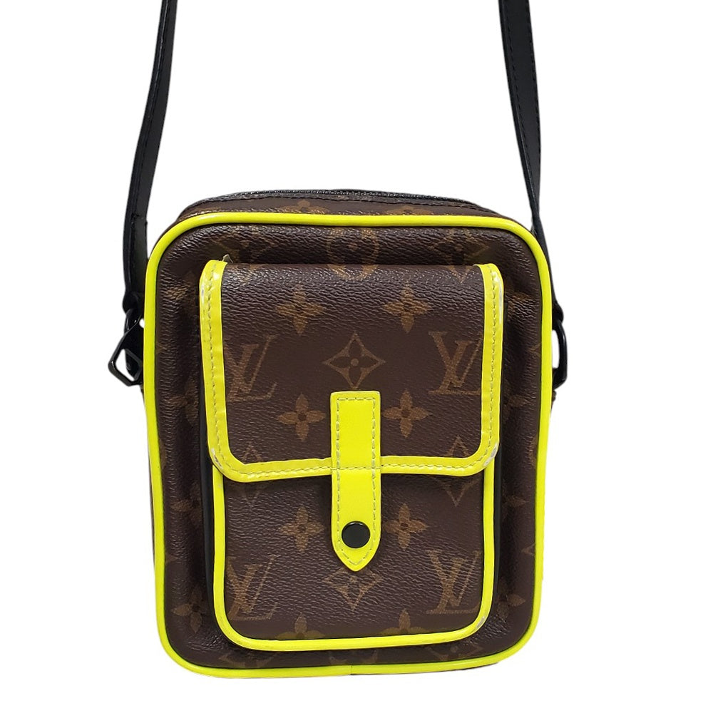 ルイヴィトン  LOUIS  VUITTON  モノグラム・マカサー  クリストファー  ウェアラブルウォレット  M80793