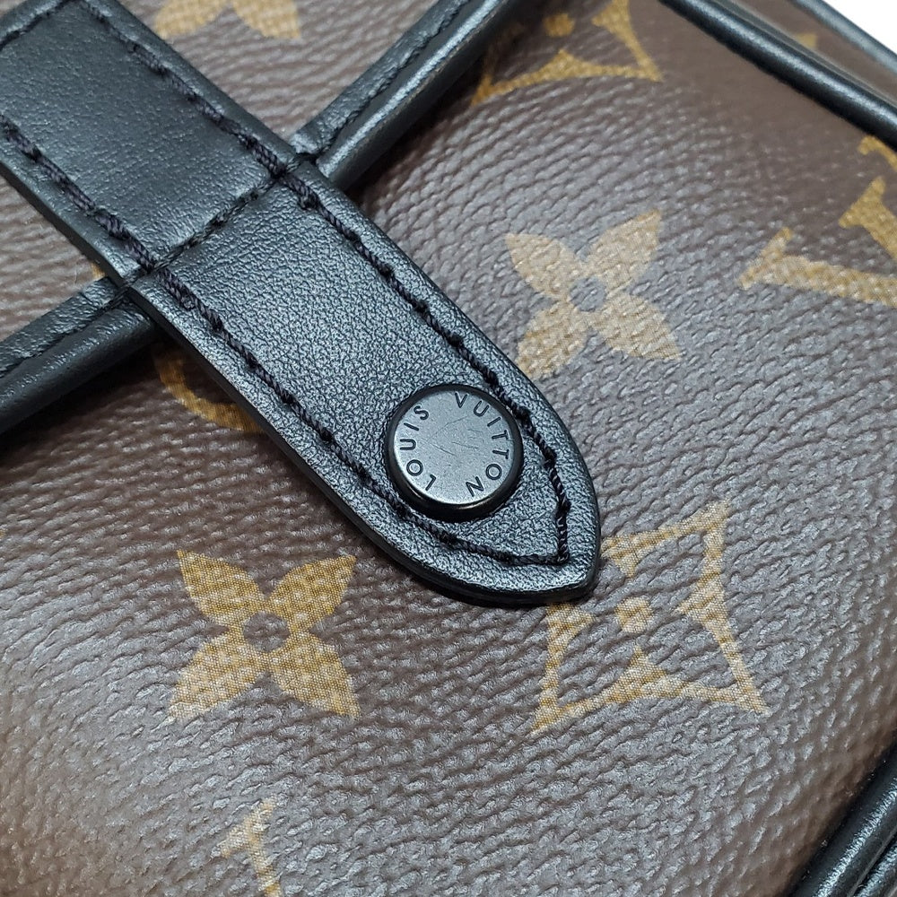 ルイヴィトン  LOUIS  VUITTON  モノグラム・マカサー  クリストファー  ウェアラブル  ウォレット  M69404