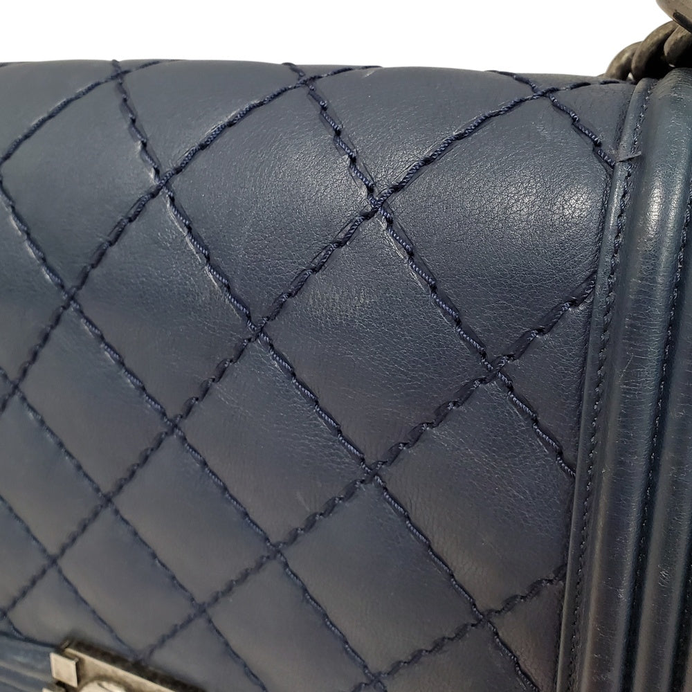 シャネル  CHANEL  ラムスキン  ボーイシャネル  CHANEL  チェーンショルダー  ラージ  A92193  ネイビー/MA2407015