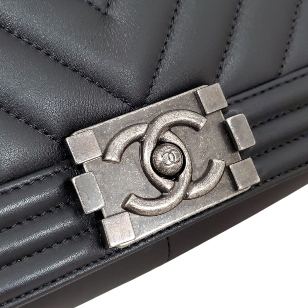 シャネル  CHANEL ボーイシャネル チェーンショルダー  A67086 ブラック ラムスキン/MA2609025
