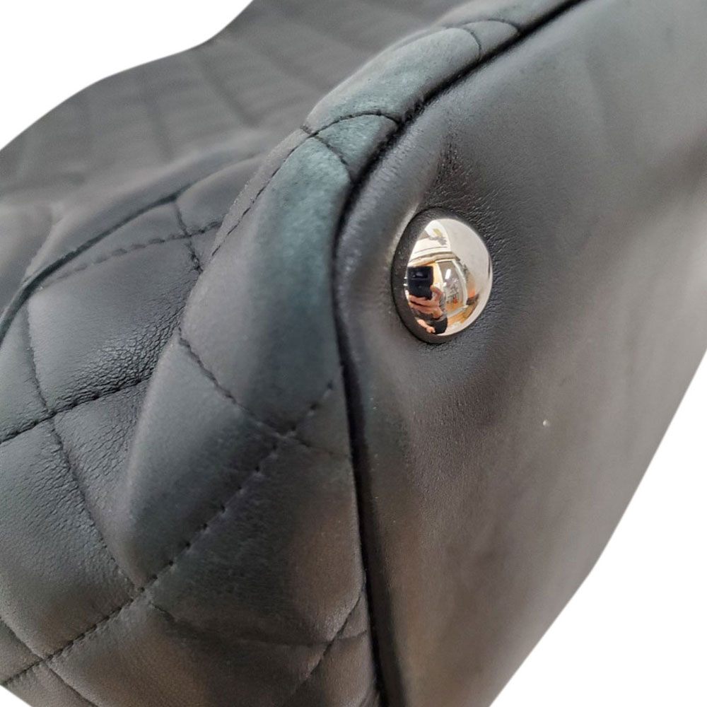 シャネル  CHANEL  ブラック ラムスキン  ラージトートバッグ  A25169/MA2408012