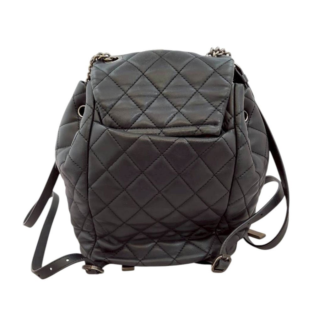 シャネル  CHANEL  ラムスキン  マトラッセ  バックパック