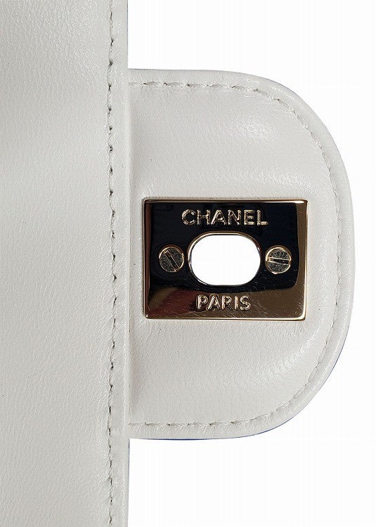 CHANEL Lambskin Heart Shape Chain Shoulder Bag White