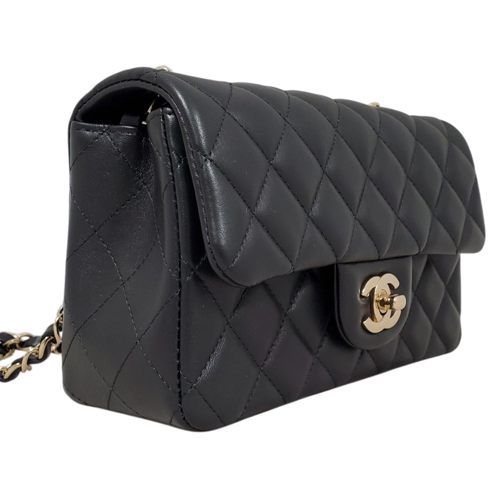 シャネル  CHANEL マトラッセ20 チェーンショルダー A69900 ブラック ラムスキン/MA2609022