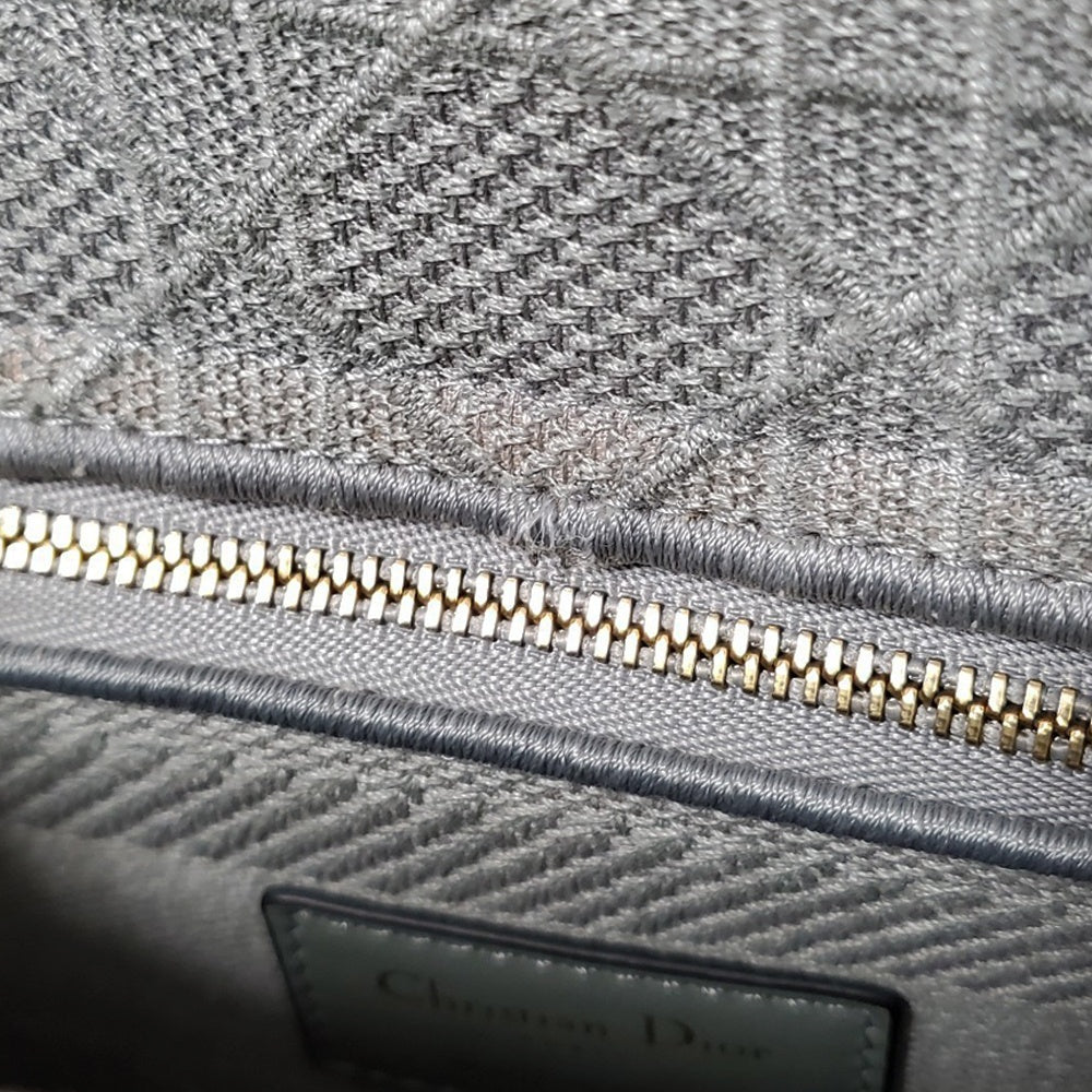 ディオール  Dior  レディディオール  D-Lite  ミディアム  ハンドバッグ  グレー/MA2502009