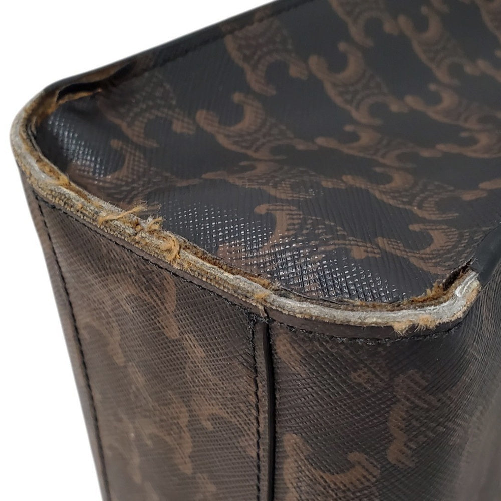 セリーヌ  CELINE  トリオンフ  バーティカルカバ  ミディアム  ブラック/MA2602011