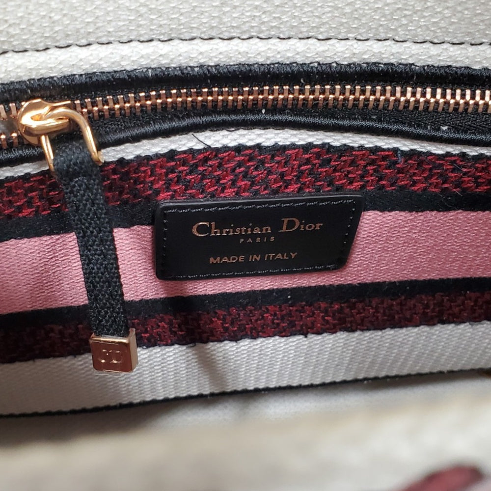 ディオール  Dior  レディD-LITE  ミディアム  フロレジオ  2WAY  ハンドバッグ  ショルダーバッグ/PW26065