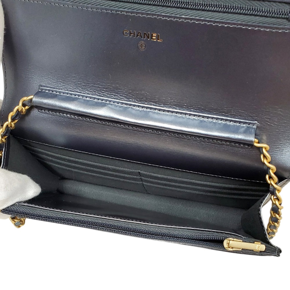 シャネル  CHANEL マトラッセ チェーンウォレット ショルダーバッグ メタリックブルー ラムスキン/PW24079