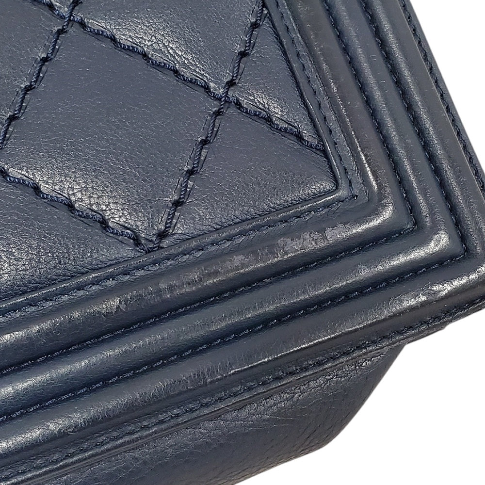 シャネル  CHANEL  ラムスキン  ボーイシャネル  CHANEL  チェーンショルダー  ラージ  A92193  ネイビー/MA2407015