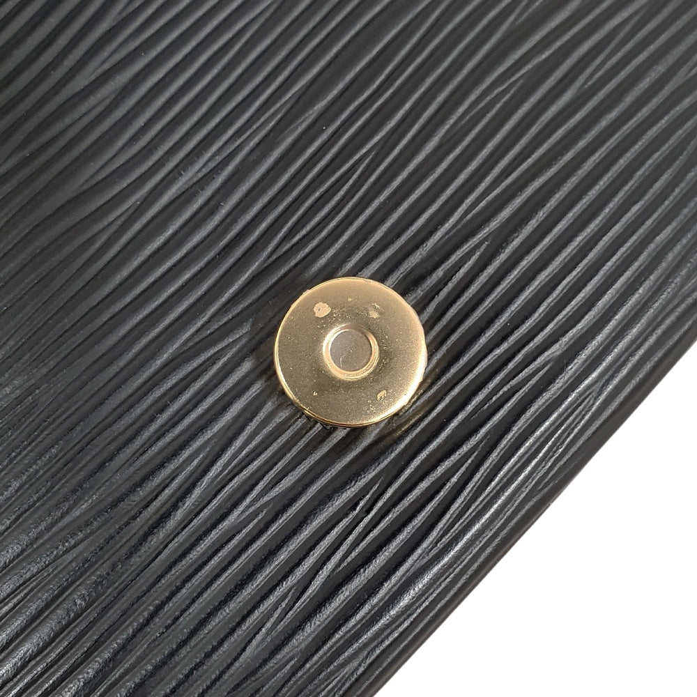 ルイヴィトン  LOUIS  VUITTON  エピ  パドロック  オン  ストラップ  M80682/MA2512018