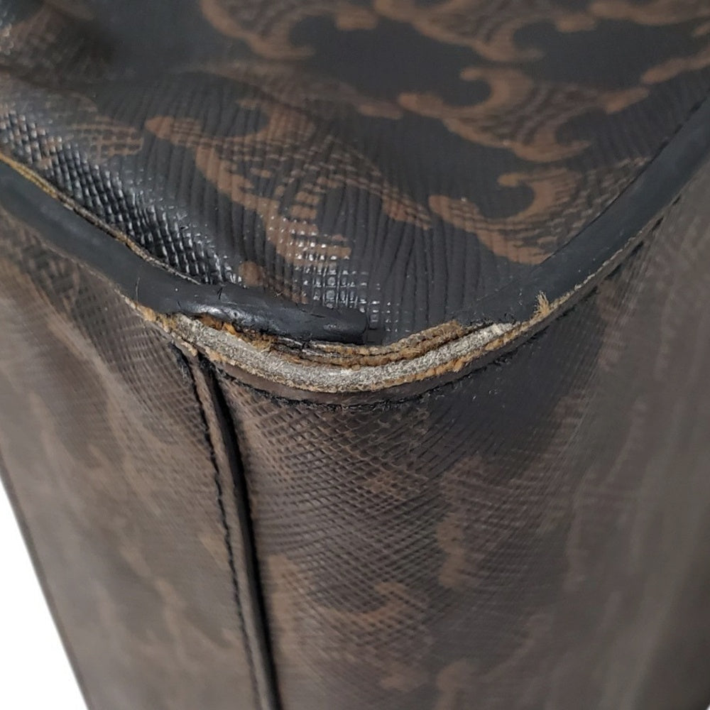 セリーヌ  CELINE  トリオンフ  バーティカルカバ  ミディアム  ブラック/MA2602011