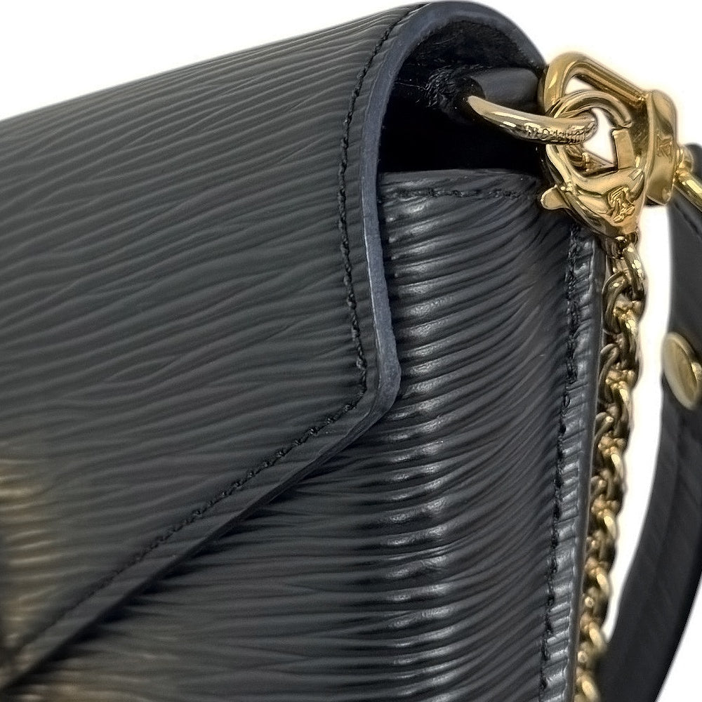 ルイヴィトン  LOUIS  VUITTON  エピ  パドロック  オン  ストラップ  M80682/MA2512018