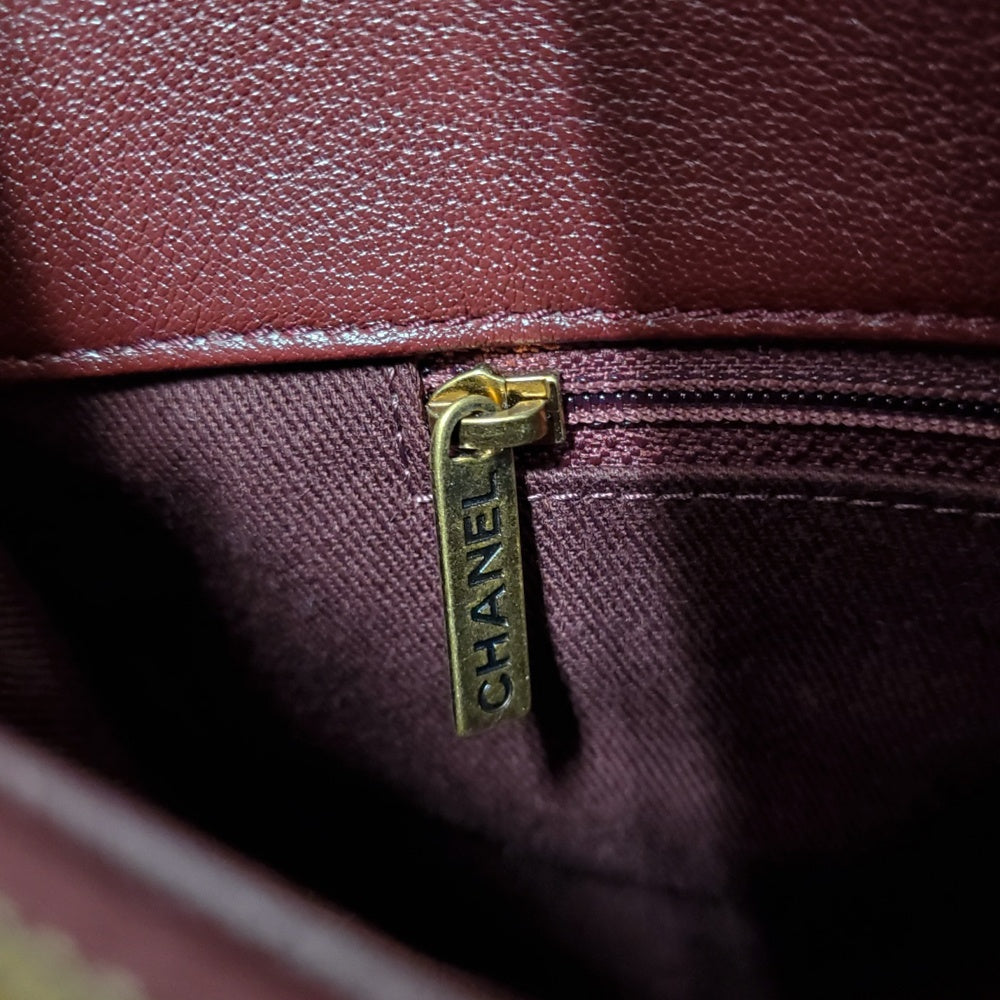 シャネル  CHANEL  パテントレザー  マトラッセ  チェーントートバッグ  ボルドー  A92893/AT251117