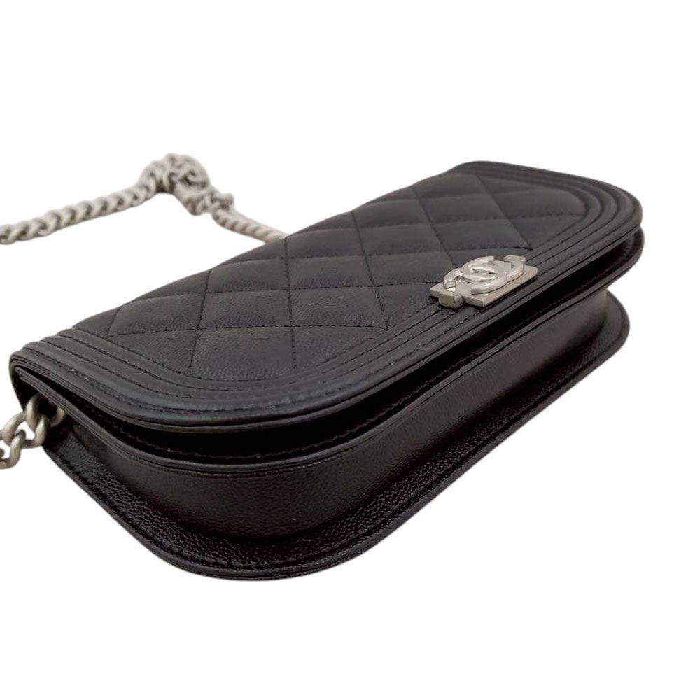 シャネル CHANEL キャビアスキン ボーイシャネル チェーンウォレット