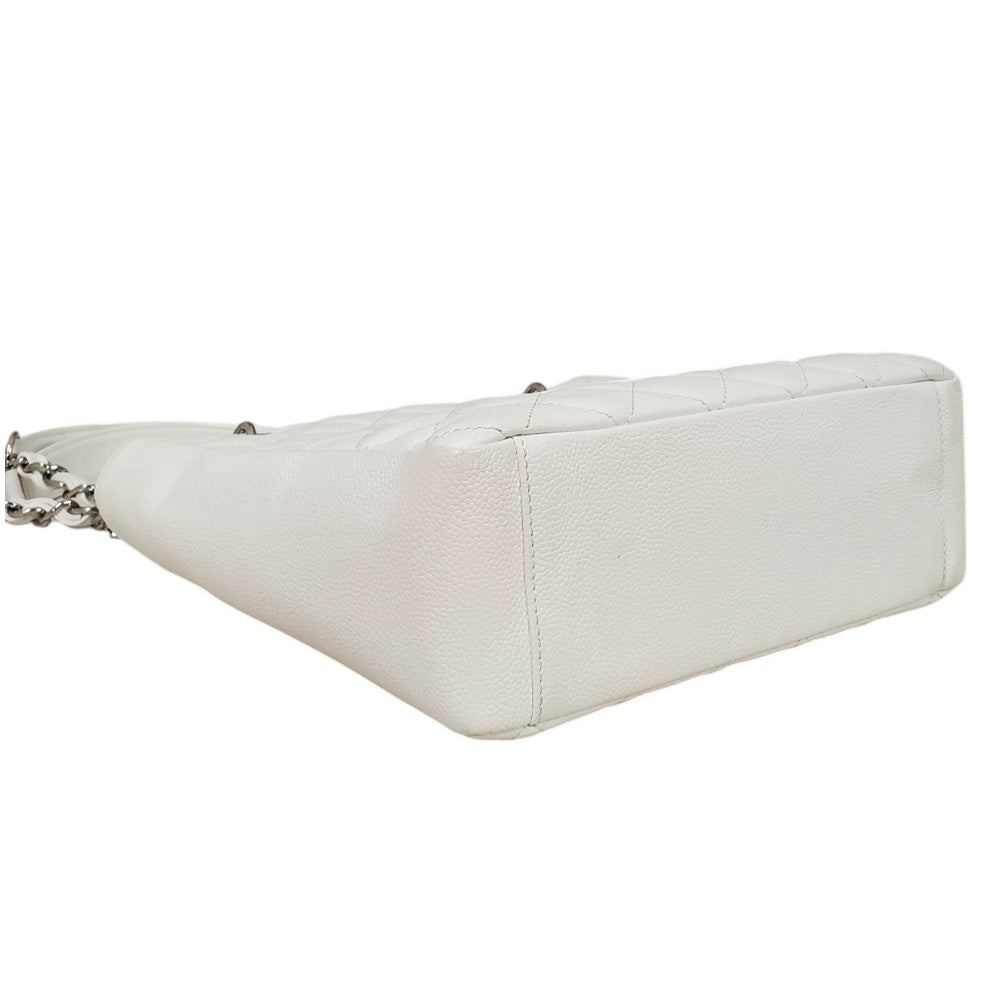 シャネル  CHANEL  キャビアスキン  マトラッセ  チェーントートバッグ  ホワイト/MA2602018