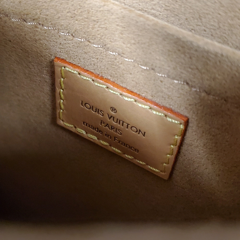 ルイヴィトン  LOUIS  VUITTON  モノグラム・ジャガード  プティットサックプラ  ネイビー  M80288/MA2603012