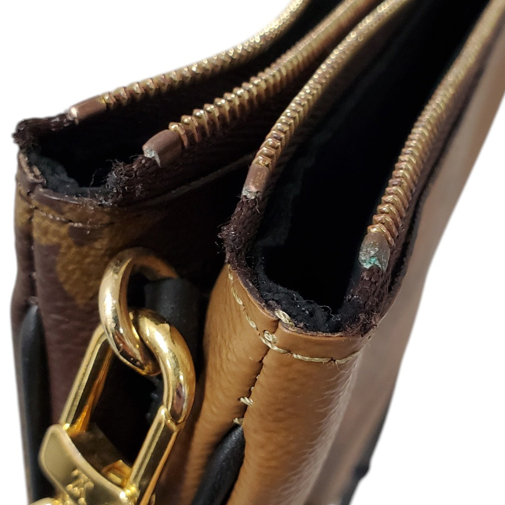 ルイヴィトン  LOUIS  VUITTON  モノグラム・ジャイアント・リバース  ポシェット・ドゥーブルジップ  M69203/MA2602005