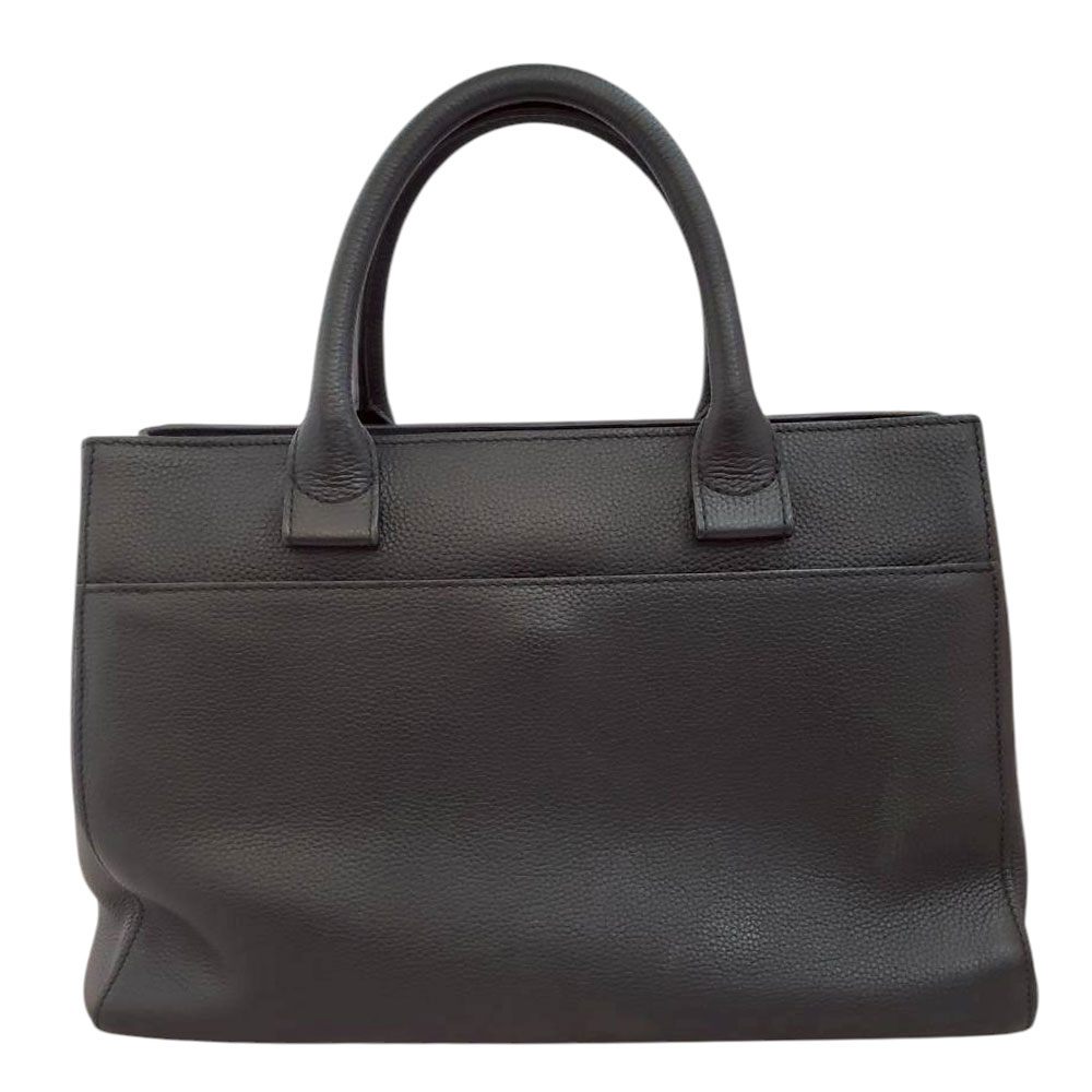 シャネル  CHANEL  カーフスキン  ネオエグゼクティブ  2wayトートバッグ  A69930