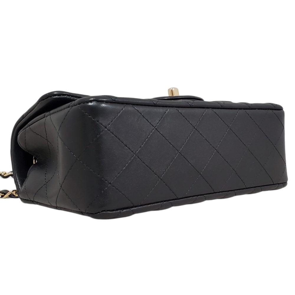 シャネル  CHANEL マトラッセ20 チェーンショルダー A69900 ブラック ラムスキン/MA2609022