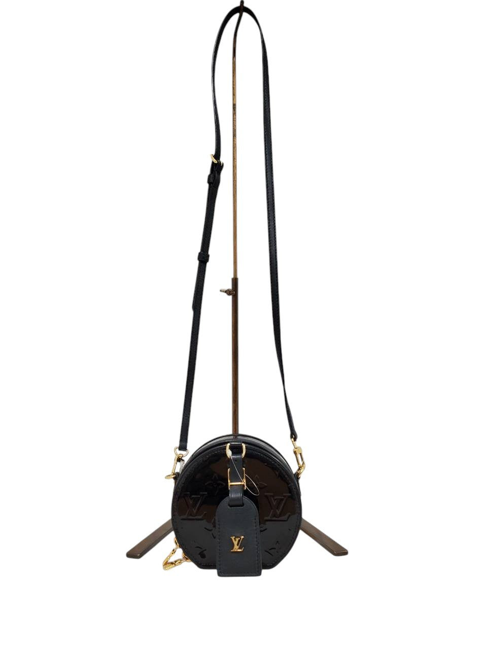 ルイヴィトン  LOUIS  VUITTON ミニボワットシャポー M90469 ブラック ヴェルニ  ショルダーバッグ/MA2608001