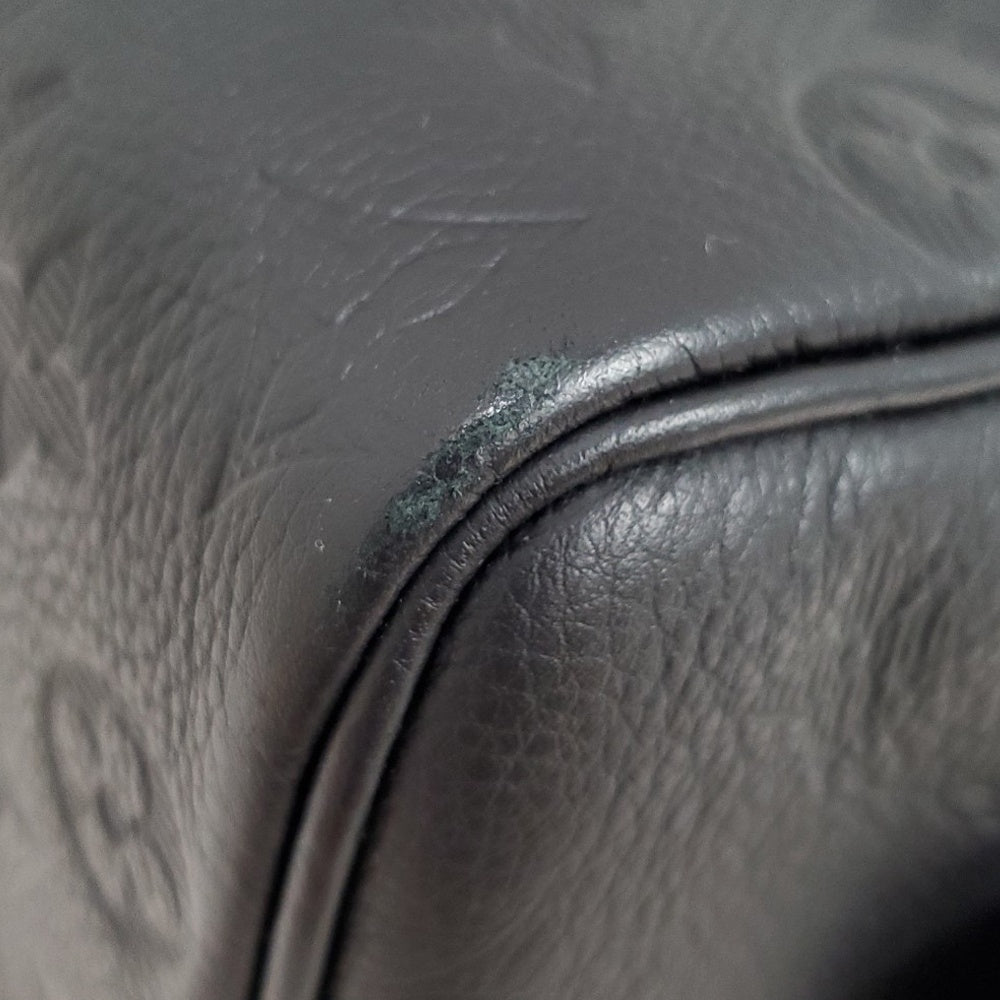 ルイヴィトン LOUIS VUITTON  モノグラム･シャドウ  ドップ･キット  ウルトラブラック  M12645/MA2606007