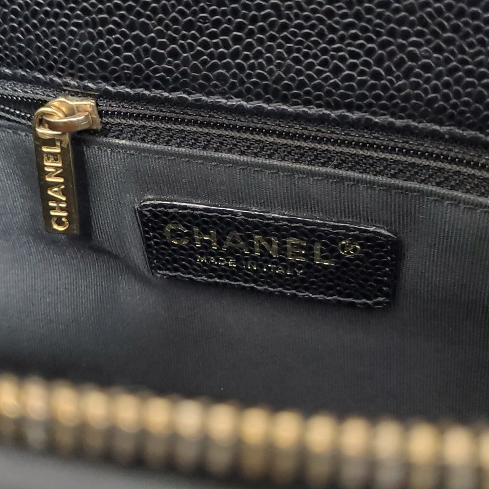 シャネル  CHANEL  キャビアスキン  GSTチェーントートバッグ  A50995/MA2602002