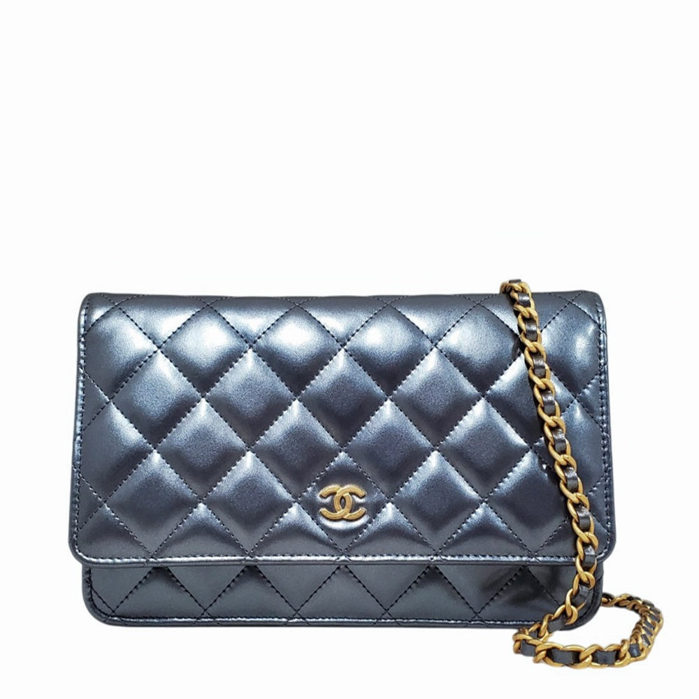 シャネル  CHANEL マトラッセ チェーンウォレット ショルダーバッグ メタリックブルー ラムスキン/PW24079