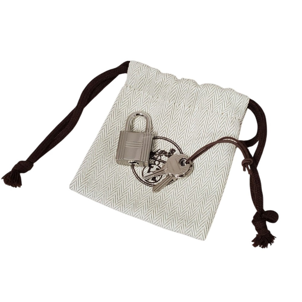 エルメス  HERMES  ピコタンロックPM カーゴ トワルゴエラン/スイフト ナタ SV金具 K刻印/AT2609011