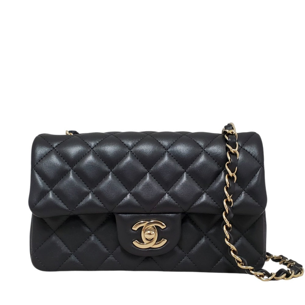 シャネル  CHANEL マトラッセ20 チェーンショルダー A69900 ブラック ラムスキン/MA2609022