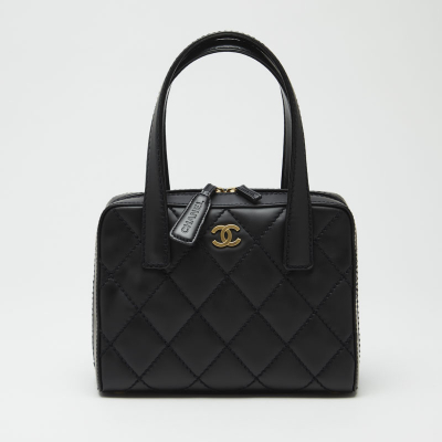 シャネル　CHANEL  ハンドバッグ  ワイルドステッチ  レザー　ブラック　