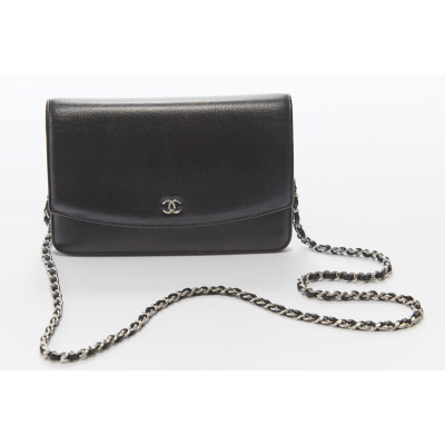 シャネル  CHANEL  チェーンウォレット  キャビア  ブラック