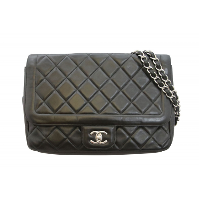 【レアシルバー金具】【30cmサイズ】シャネル CHANEL デカマトラッセ　ラムスキン　ブラック　チェーンショルダー