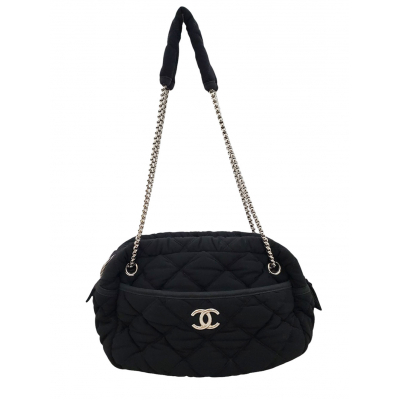 シャネル　CHANEL　シャネル チェーンショルダー　バブルキルト　ブラック　A46168