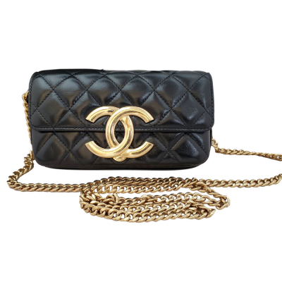 【新品・金具アンティーク加工】シャネル CHANEL 　マトラッセ　チェーンショルダー　フォンケース