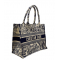 DIOR BOOK TOTE ミディアムバッグ　トワル ドゥ ジュイ リバース エンブロイダリー